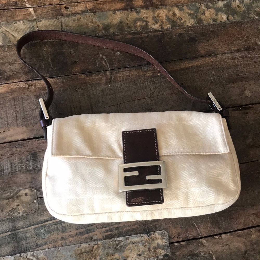 Vintage Fendi Baguette